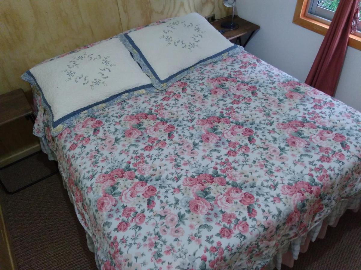 ヴィヤリカ Flor/Victoria Bed & Breakfast エクステリア 写真