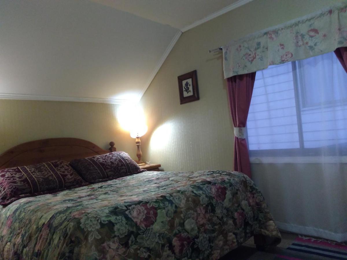 ヴィヤリカ Flor/Victoria Bed & Breakfast エクステリア 写真